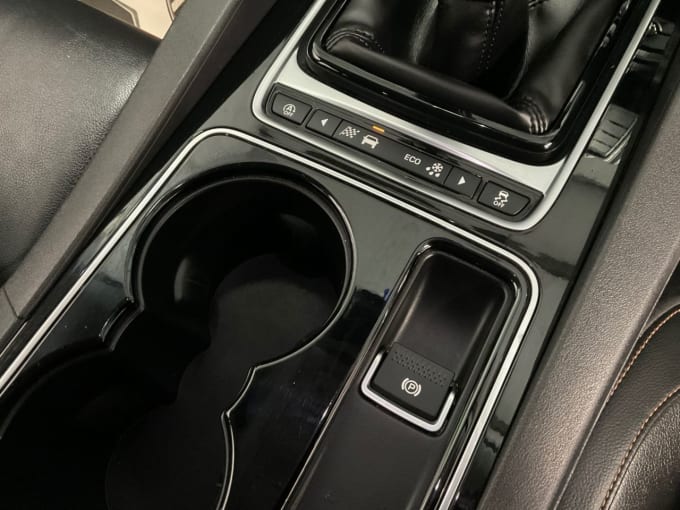 2025 Jaguar F-pace
