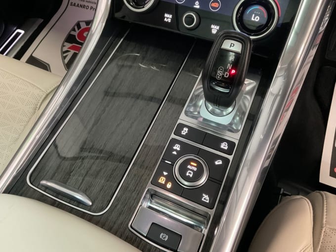 2025 Land Rover Range Rover Sport