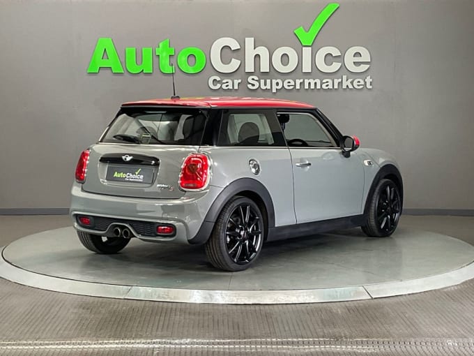2025 Mini Hatch