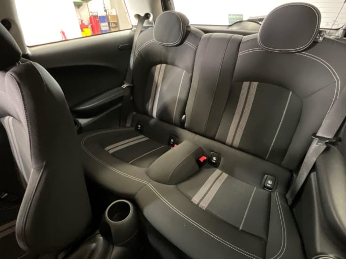 2025 Mini Hatch