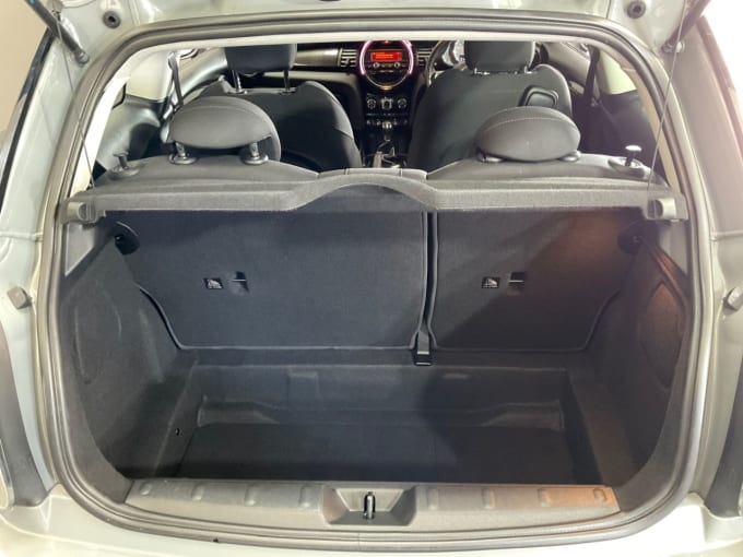 2025 Mini Hatch