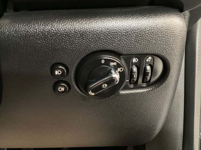 2025 Mini Hatch