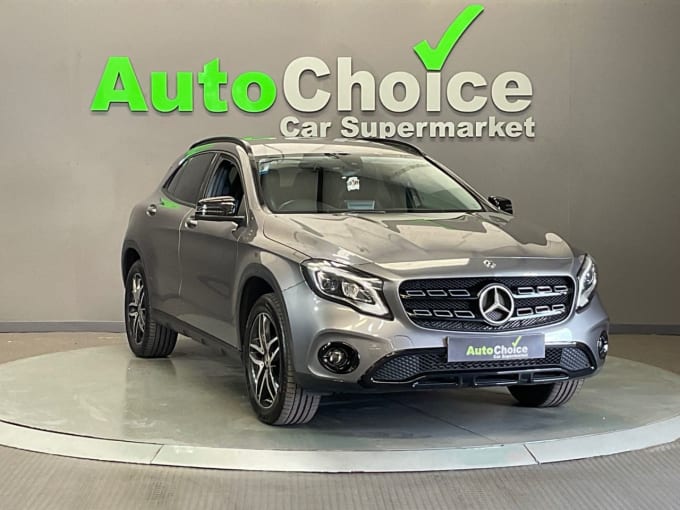 2025 Mercedes-benz 180
