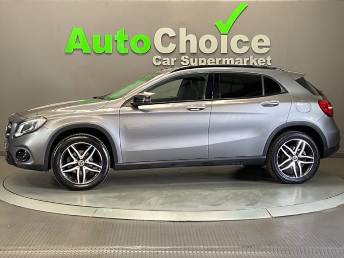 2025 Mercedes-benz 180