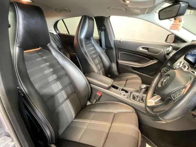 2025 Mercedes-benz 180