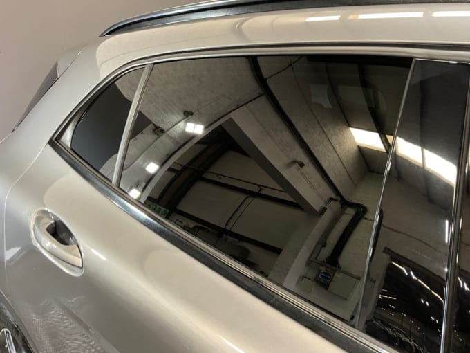 2025 Mercedes-benz 180