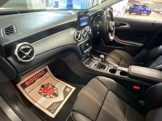 2025 Mercedes-benz 180