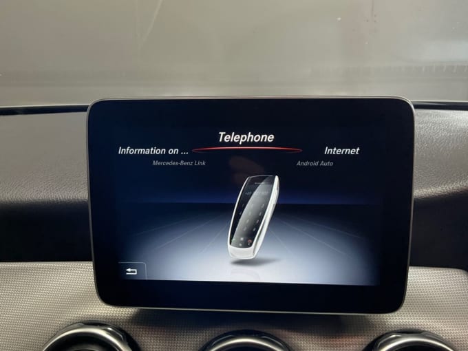 2025 Mercedes-benz 180