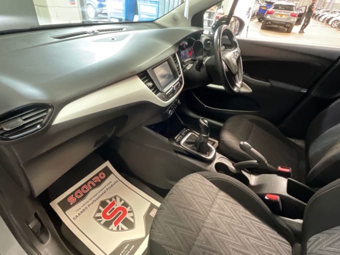 2025 Vauxhall Crossland X