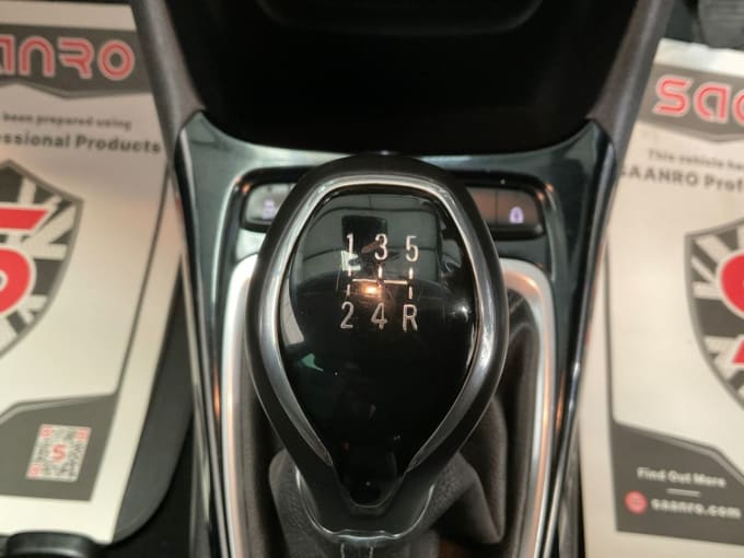 2025 Vauxhall Crossland X