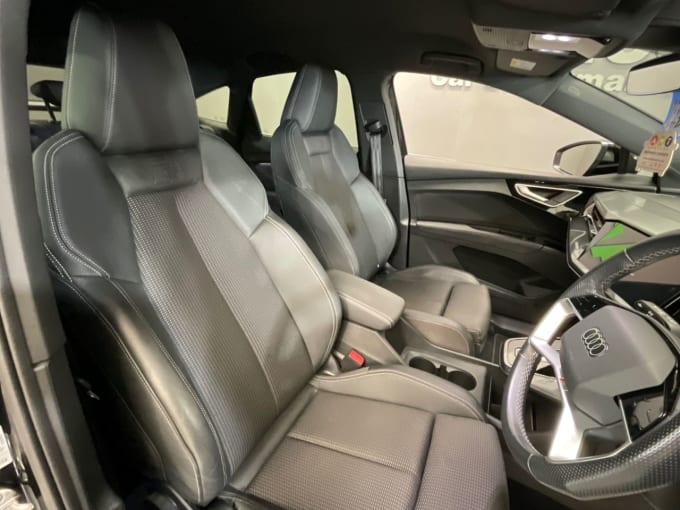 2025 Audi Q4 E-tron