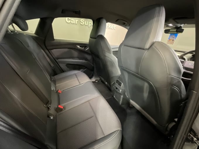 2025 Audi Q4 E-tron