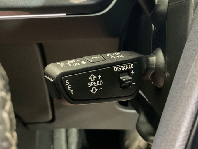 2025 Audi Q4 E-tron