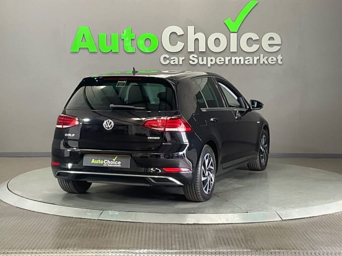 2025 Volkswagen Golf