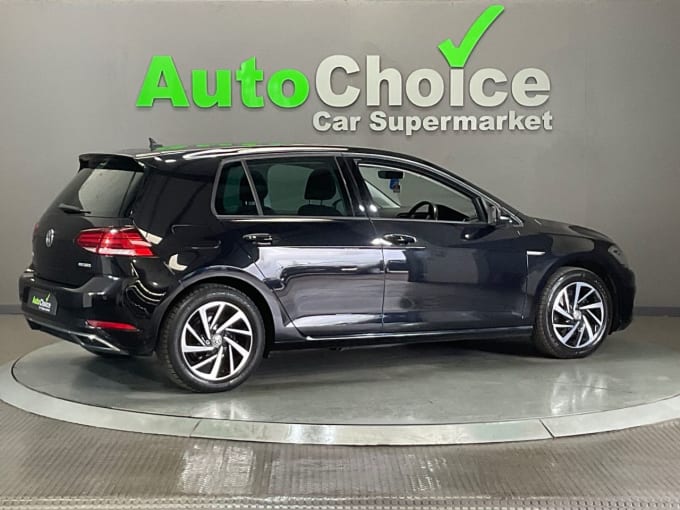 2025 Volkswagen Golf