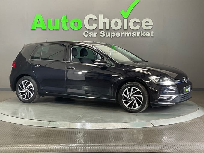 2025 Volkswagen Golf