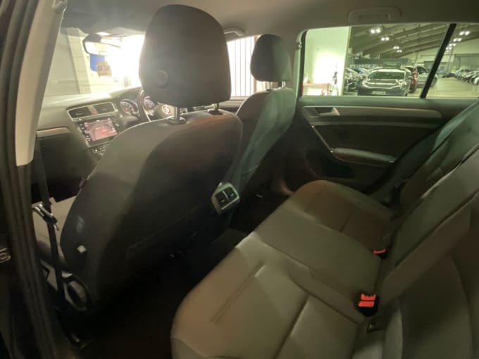 2025 Volkswagen Golf