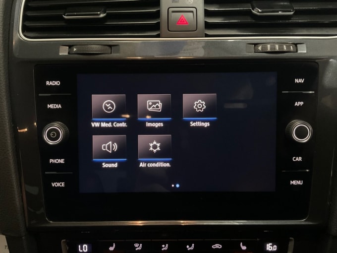 2025 Volkswagen Golf