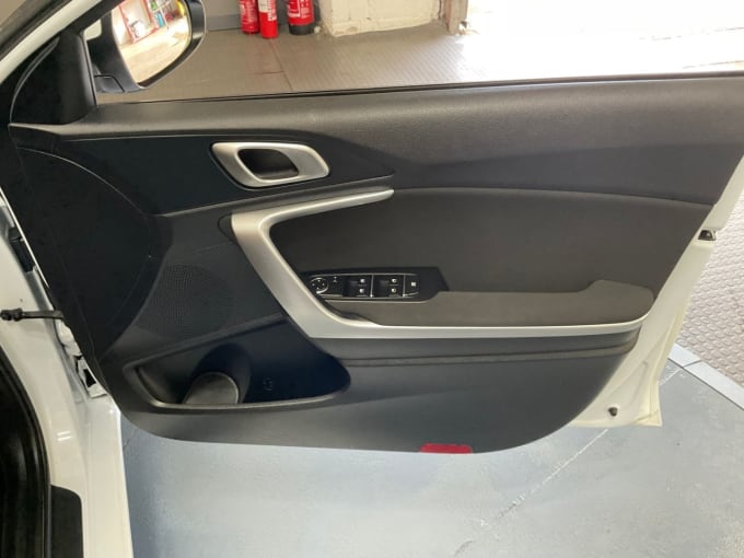2025 Kia Ceed