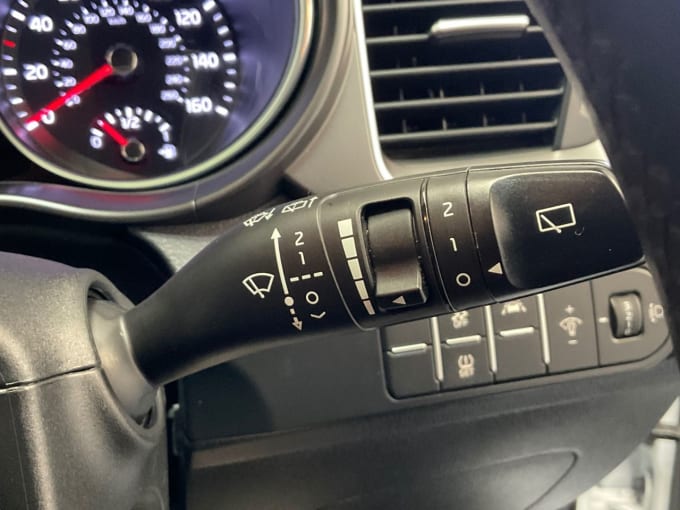 2025 Kia Ceed