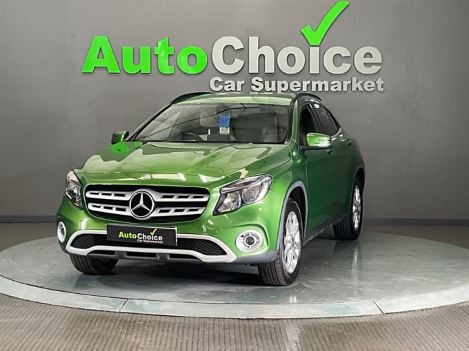 2025 Mercedes-benz 180