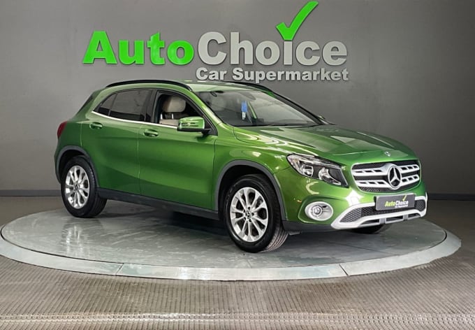 2025 Mercedes-benz 180