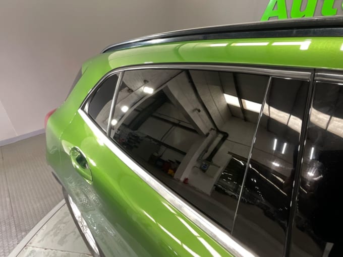 2025 Mercedes-benz 180