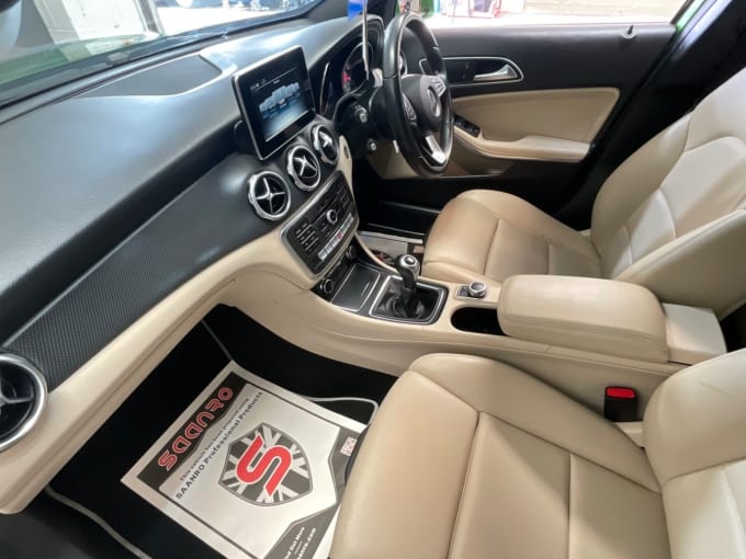 2025 Mercedes-benz 180