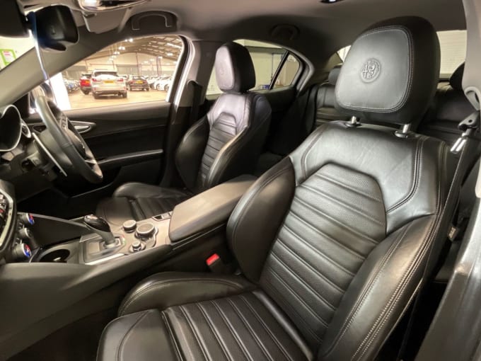 2025 Alfa Romeo Giulia