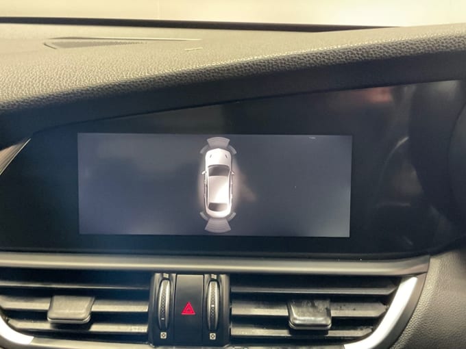 2025 Alfa Romeo Giulia