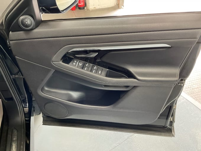 2025 Land Rover Range Rover Evoque