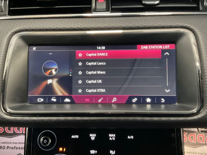 2025 Land Rover Range Rover Evoque