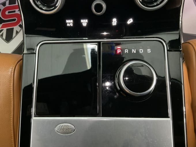 2025 Land Rover Range Rover Velar