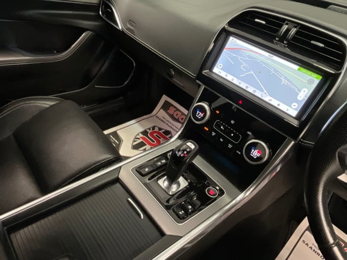 2020 Jaguar Xe