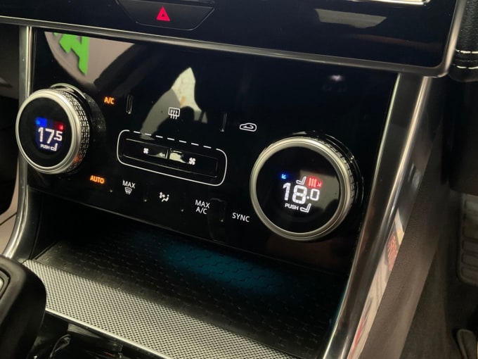 2020 Jaguar Xe