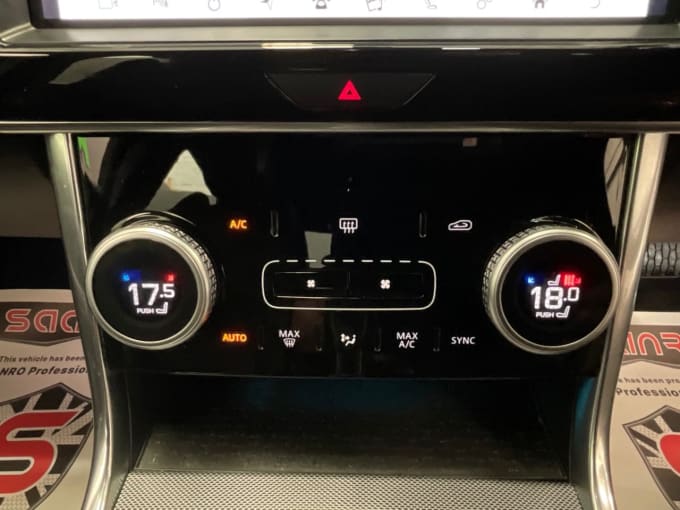 2020 Jaguar Xe