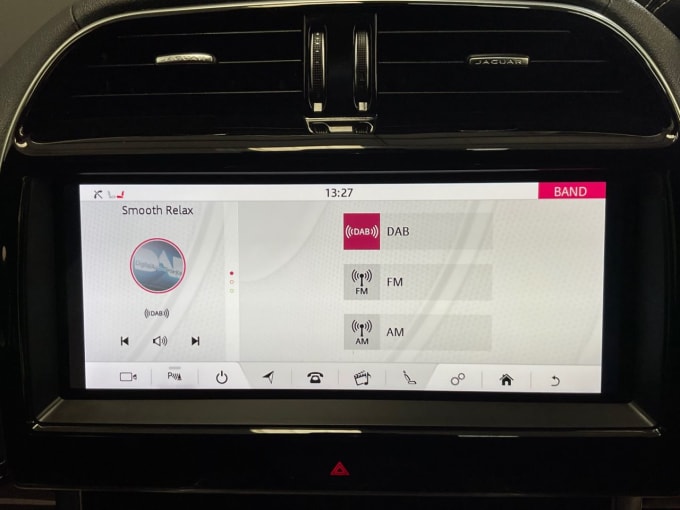 2020 Jaguar Xe