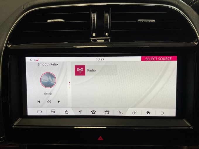 2020 Jaguar Xe