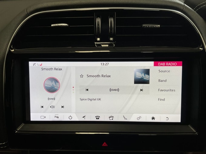 2020 Jaguar Xe