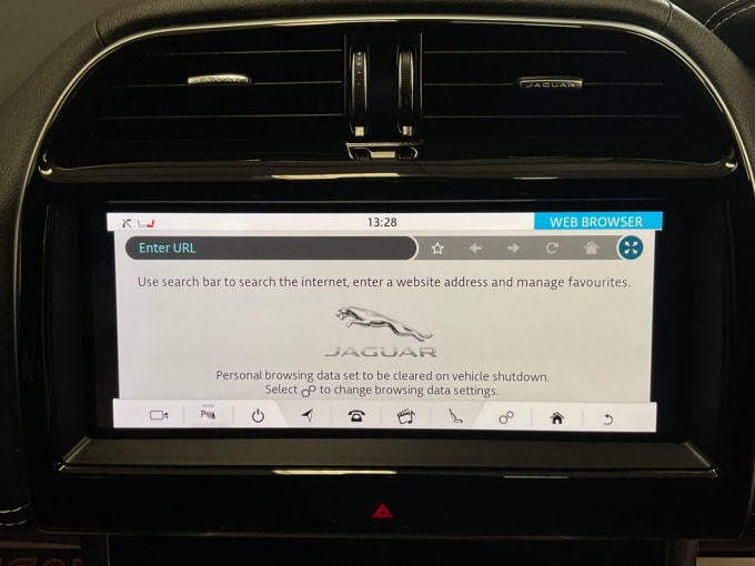 2020 Jaguar Xe