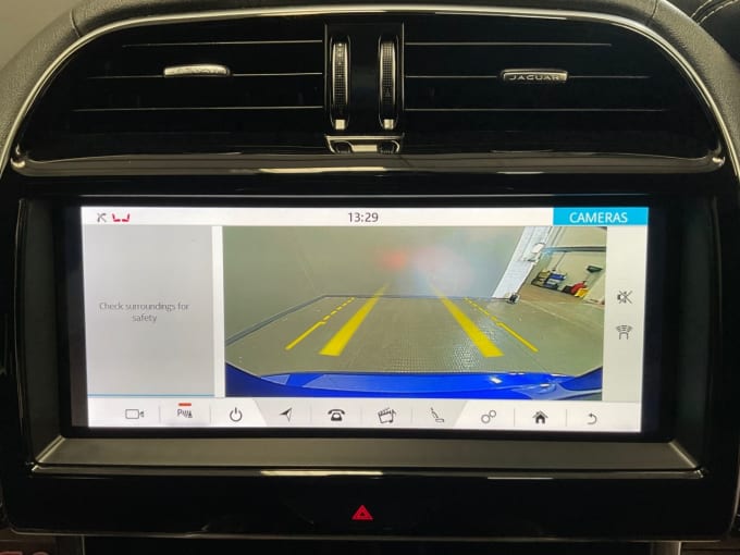 2020 Jaguar Xe