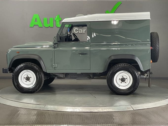 2025 Land Rover Defender