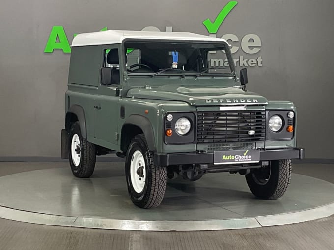 2025 Land Rover Defender