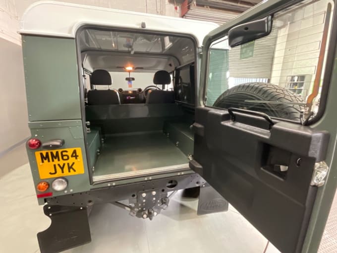 2025 Land Rover Defender