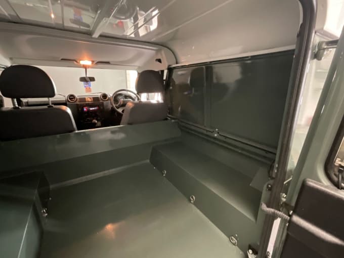 2025 Land Rover Defender