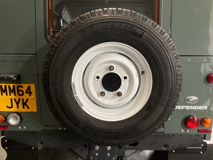 2025 Land Rover Defender