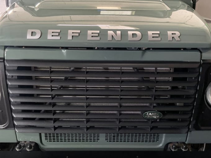 2025 Land Rover Defender