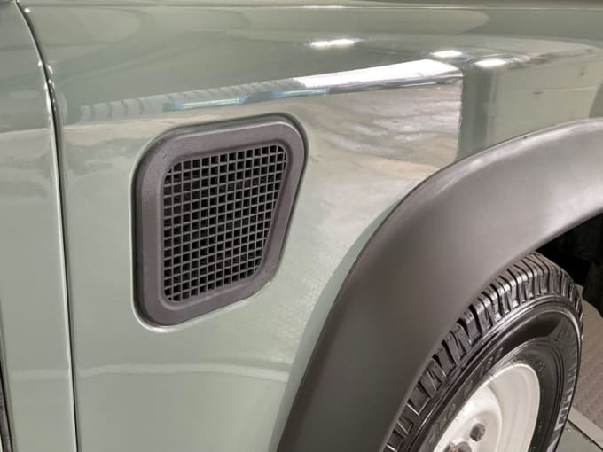 2025 Land Rover Defender
