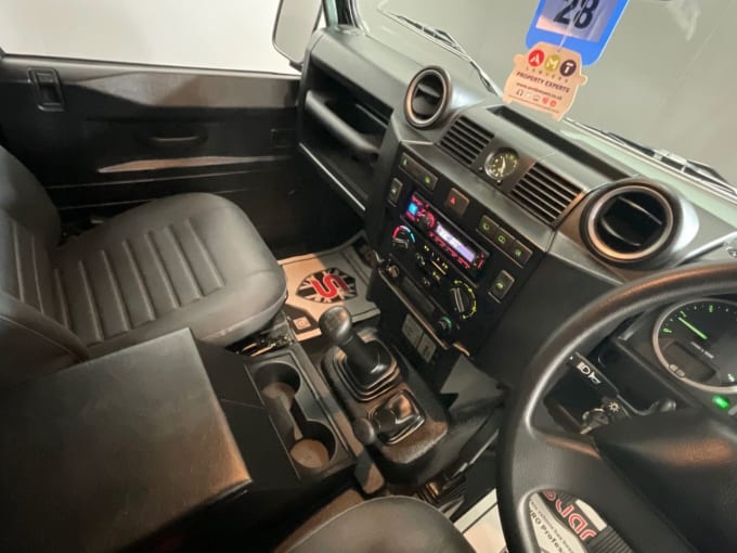 2025 Land Rover Defender