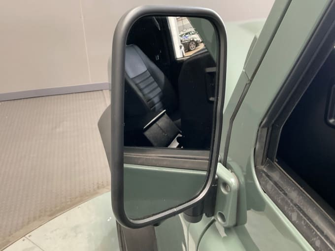 2025 Land Rover Defender